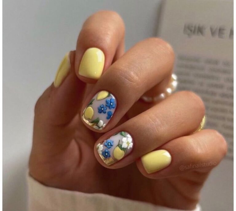Trabajo de uñas realizado en NEW BAR by O·P·I, A Coruña