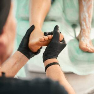 Pedicura clásica en centro de estética de A Coruña